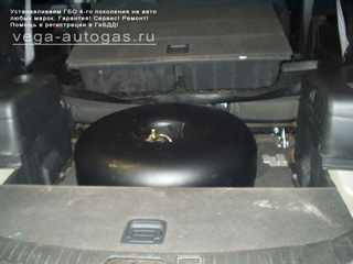 Установка ГБО Впрыск Альфа S на Chevrolet Captiva 2,4 л. 136 л. с., с торовым баллоном 66 литров в багажнике, звоните: 413-49-36