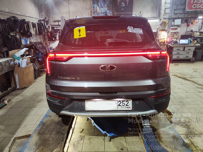 настройка установленного газового оборудования&nbsp;Альфа МS на Москвиче 3 2024 г.в., 1.5 л, 136 л.с., с пробегом 4 760 км., миниВЗУ в лючке бензобака, датчик уровня газа, тороидальный баллон 54 литра в багажнике, в место докатки, Нижний Новгород, Дзержинск