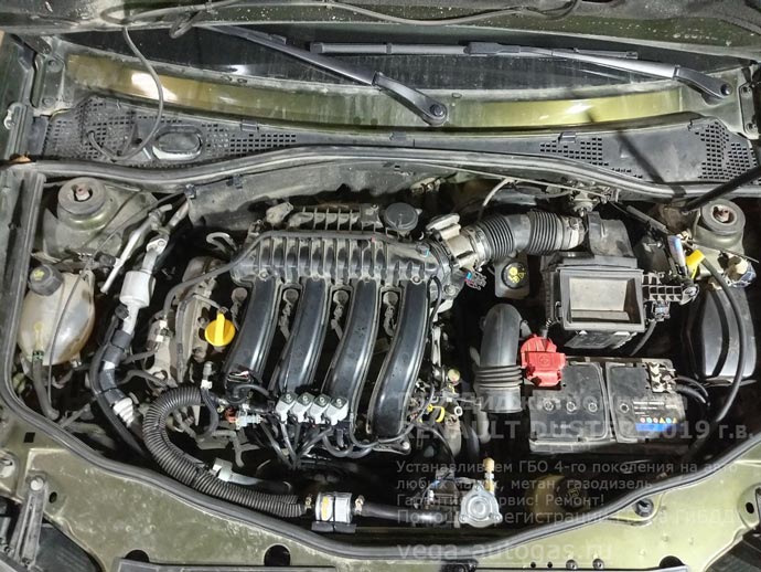 Диджитроник под капотом, установка на Рено Дастер, 2019 г.в., 2,0 л., 143 л.с., с пробегом 58 630 км., ВЗУ в лючке бензобака, тороидальный баллон 63 литра в багажнике, в нише для запасного колеса, Нижний Новгород, Дзержинск