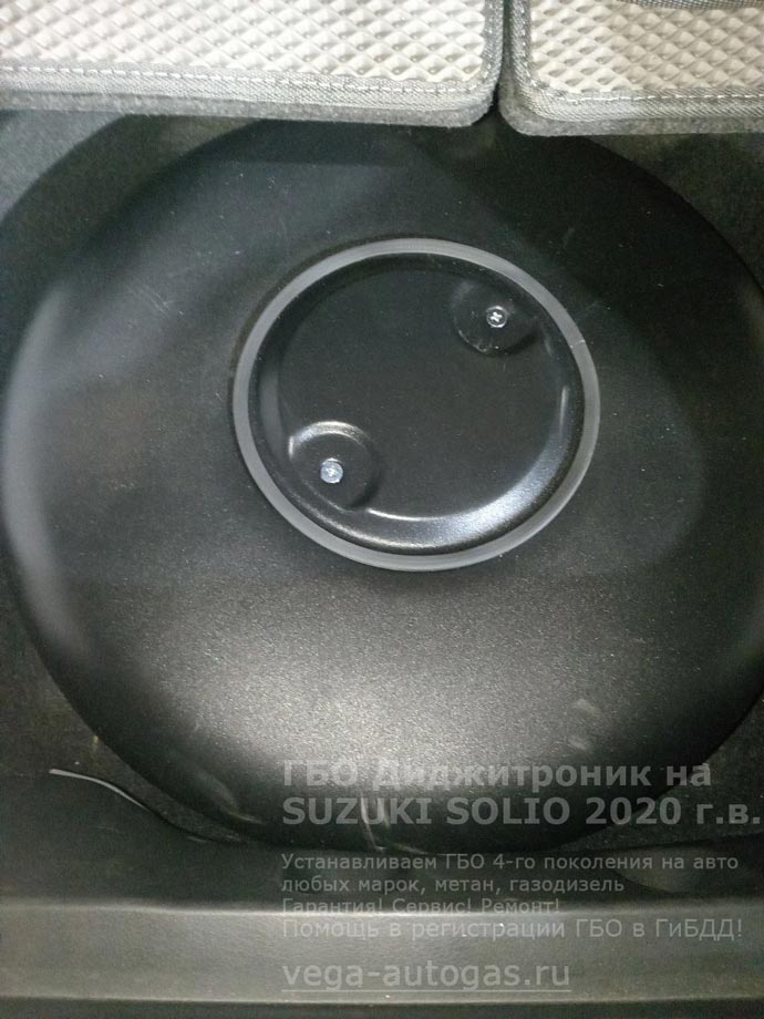 тороидальный баллон 42 дитра в багажнике, установка ГБО Диджитроник IQ на Сузуки Солио, 2020 г.в., 1,2 л., 91 л.с., с пробегом 49 490 км., ВЗУ в лючке бензобака, Нижний Новгород, Дзержинск